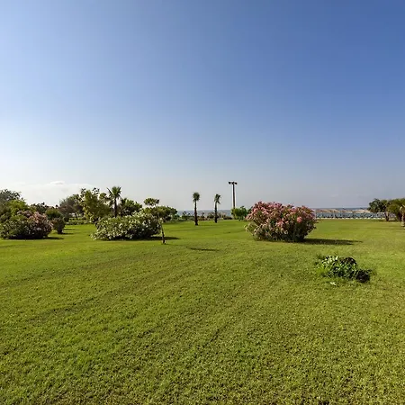 Glamour & 5* سيدي